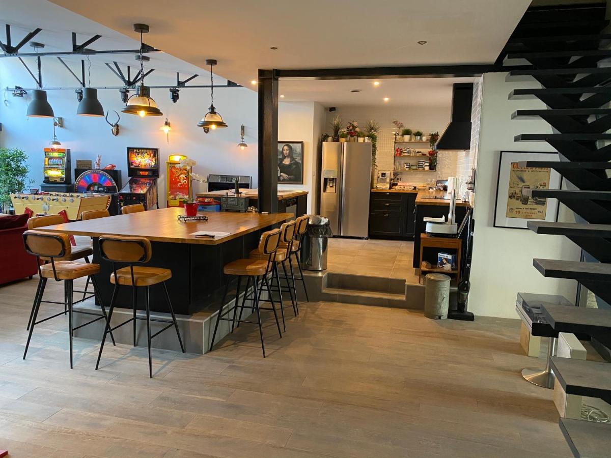 Loft Spa Reims-fr 200m2 privatifs, piscine intérieure chauffée, spa et parking Esterno foto