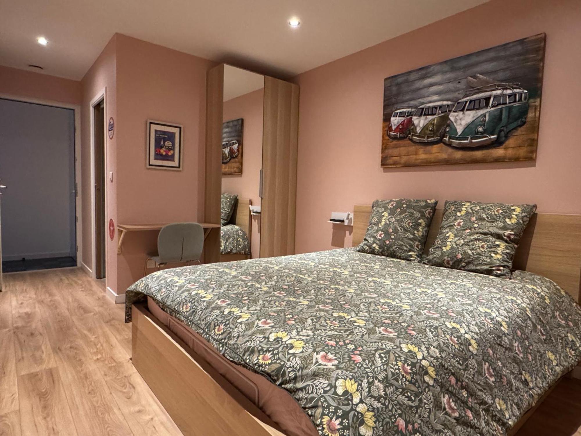 Loft Spa Reims-fr 200m2 privatifs, piscine intérieure chauffée, spa et parking Esterno foto